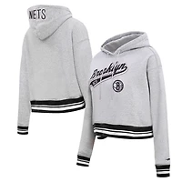 Sweat à capuche court Pro Standard pour femmes, gris chiné, Brooklyn Nets, Script Tail