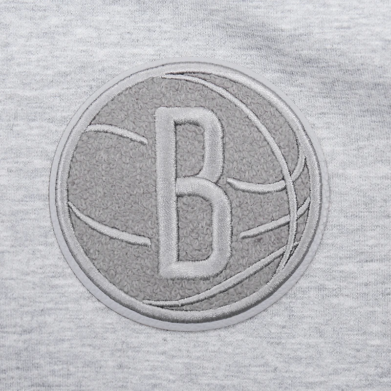 Sweat à capuche fermeture éclair triple ton sur Pro Standard pour femmes, gris chiné, Brooklyn Nets