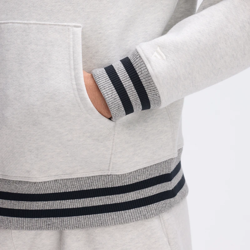 Sweat à capuche emblématique des Buffalo Bills, gris chiné, de Fanatics, avec bords en polaire.