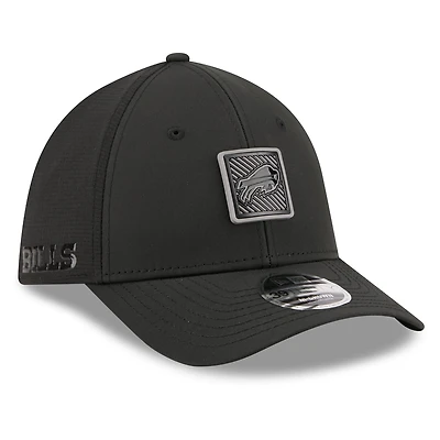Casquette New Era noire Buffalo Bills 2026 NFL Training Camp 39THIRTY M-Crown Flex pour homme