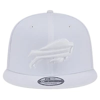 Casquette Snapback 9FIFTY New Era Buffalo Bills Main blanc sur blanc pour homme