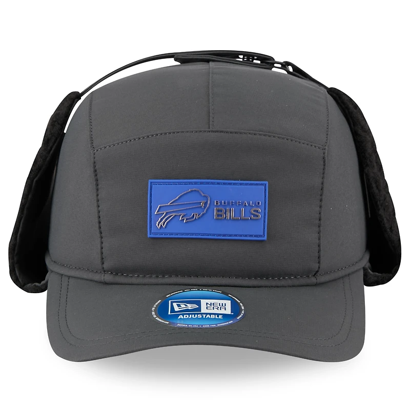 Casquette ajustable Buffalo Bills 2025 Sideline Runner pour homme New Era, couleur charbon, avec oreilles de chien