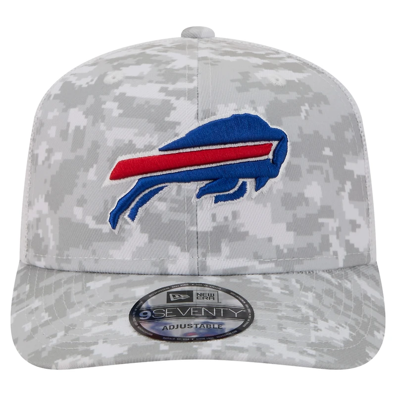Casquette ajustable New Era grise Buffalo Bills 2025 Salute to Service pour homme (réf. 9SEVENTY)