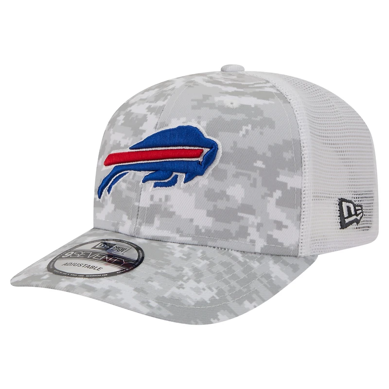 Casquette ajustable New Era grise Buffalo Bills 2025 Salute to Service pour homme (réf. 9SEVENTY)