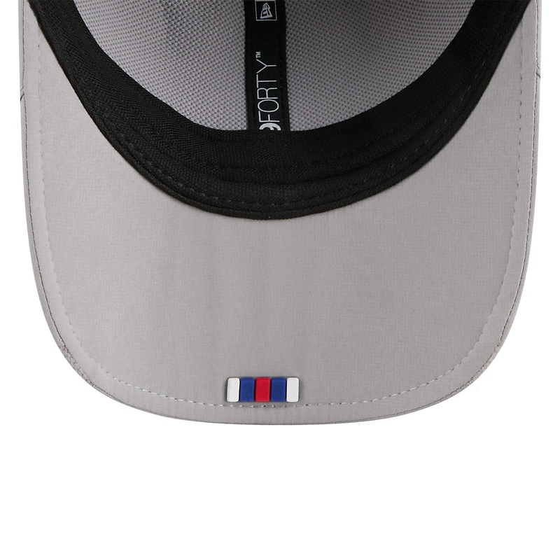 Men's New Era Gray Buffalo Bills 2025 Sideline M-Crown 9FORTY Adjustable Hat