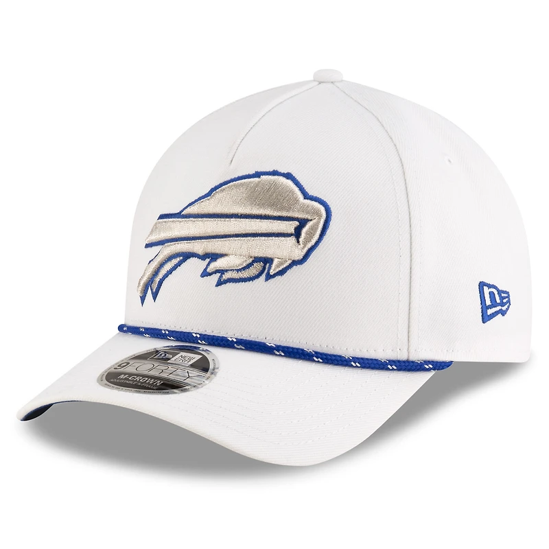 Casquette ajustable New Era 9FORTY M-Crown A-Frame pour homme, collection Rivalries 2025, Buffalo Bills, blanche