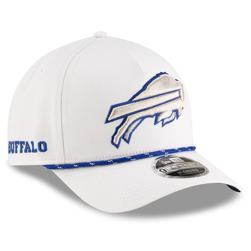 Casquette ajustable New Era 9FORTY M-Crown A-Frame pour homme, collection Rivalries 2025, Buffalo Bills, blanche