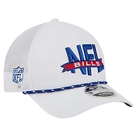 Men's New Era White Buffalo Bills NFL 9FORTY A-Frame M-Crown Adjustable Trucker Hat
