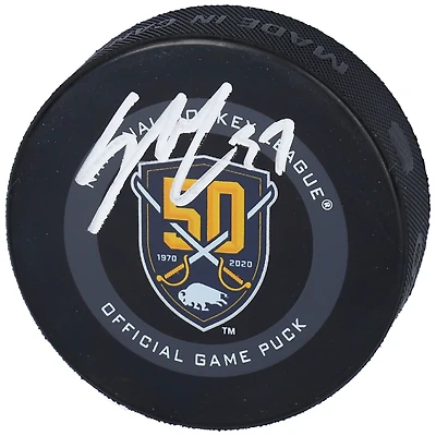 Casey Mittelstadt Buffalo Sabres Rondelle de jeu officielle dédicacée pour la saison du 50e anniversaire