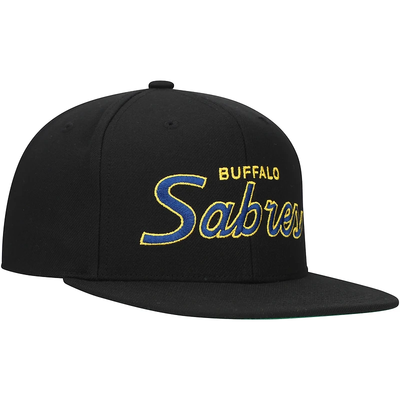 Casquette Snapback Core Team Script 2.0 noire des Sabres de Buffalo Mitchell & Ness pour hommes