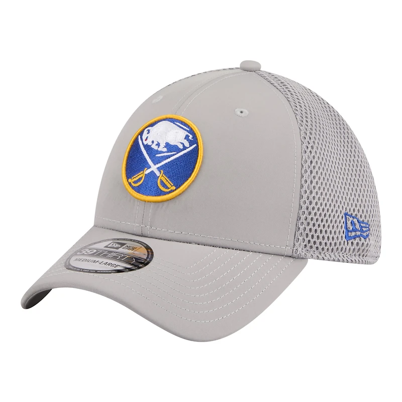 Casquette New Era Flex grise pour homme, logo des Buffalo Sabres, modèle 39THIRTY