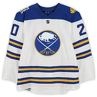 Maillot blanc adidas n° 20 des Sabres de Buffalo porté par Scott Wilson lors de l'entraînement contre les Rangers de New York le 1er janvier 2018 - Classique hivernale de la LNH - Porté pendant l'échauffement