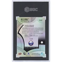 Carte recrue 8.5 authentifiée Upper Deck Allure Golden Treasures #122 #1/1 SGC autographiée par Ukko-Pekka Luukkonen Buffalo Sabres 2021-22