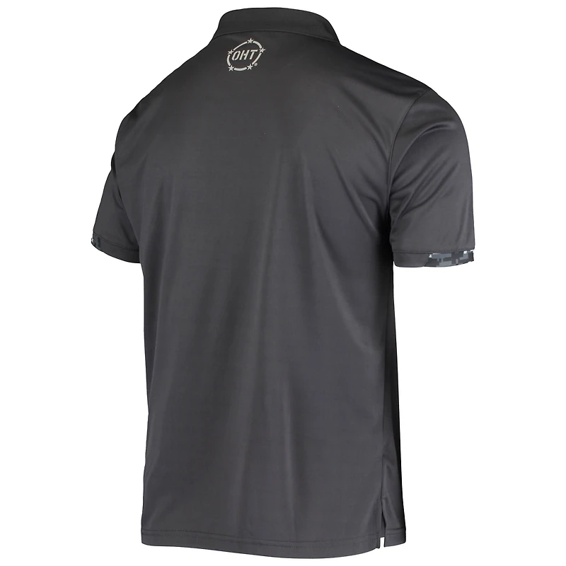 Polo camouflage numérique Colosseum Charcoal Cal Bears OHT pour hommes