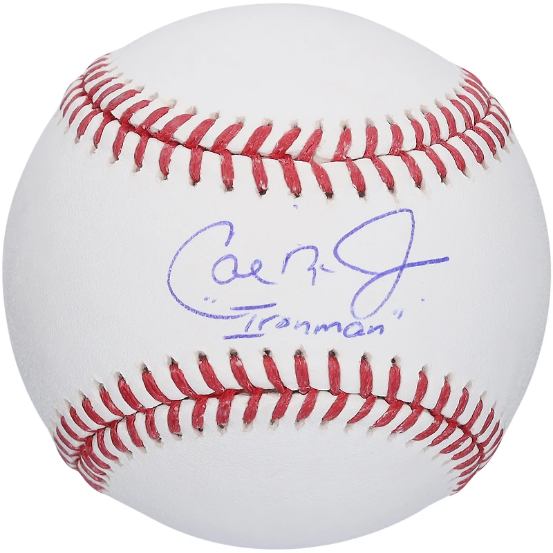 Baseball autographié par Cal Ripken Jr des Orioles de Baltimore avec l'inscription « Iron Man »