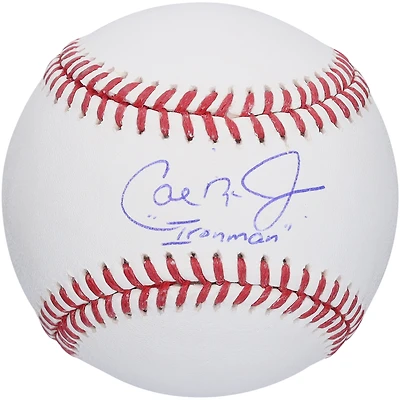 Baseball autographié par Cal Ripken Jr des Orioles de Baltimore avec l'inscription « Iron Man »