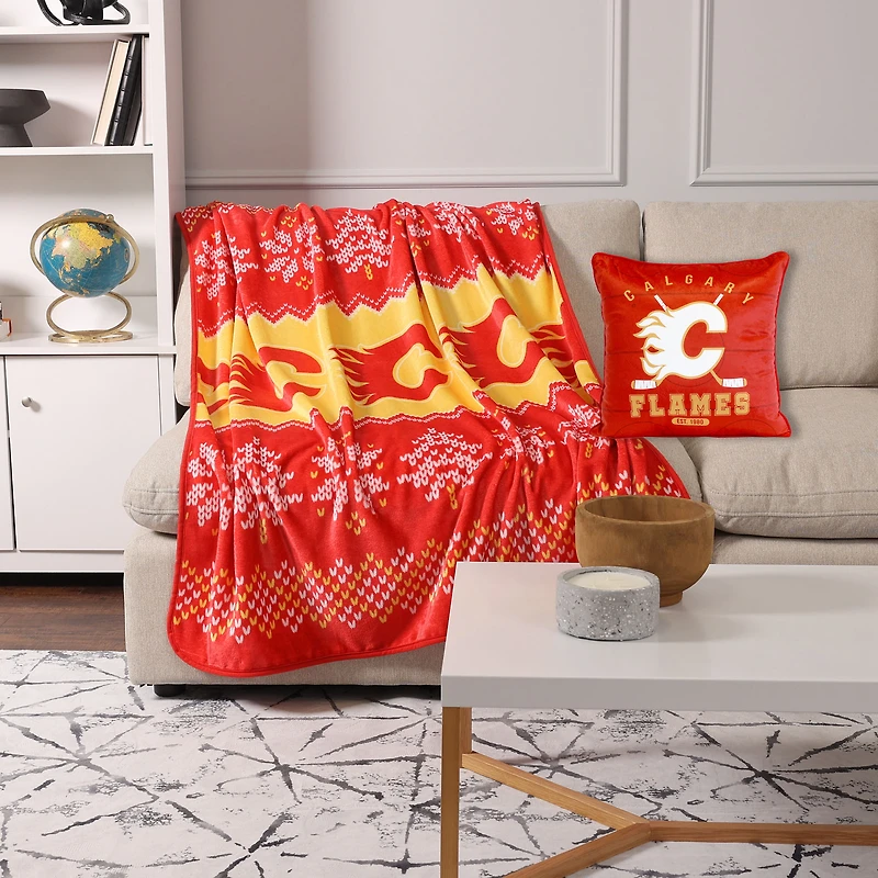 Calgary Flames 3-Pack Throw Blanket & Pillows Set