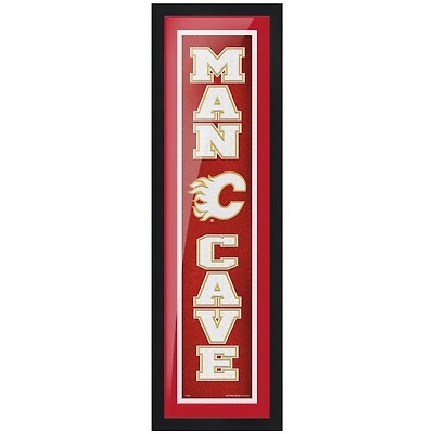 Flames de Calgary 6'' x 22'' Man Cave encadré - Oeuvre