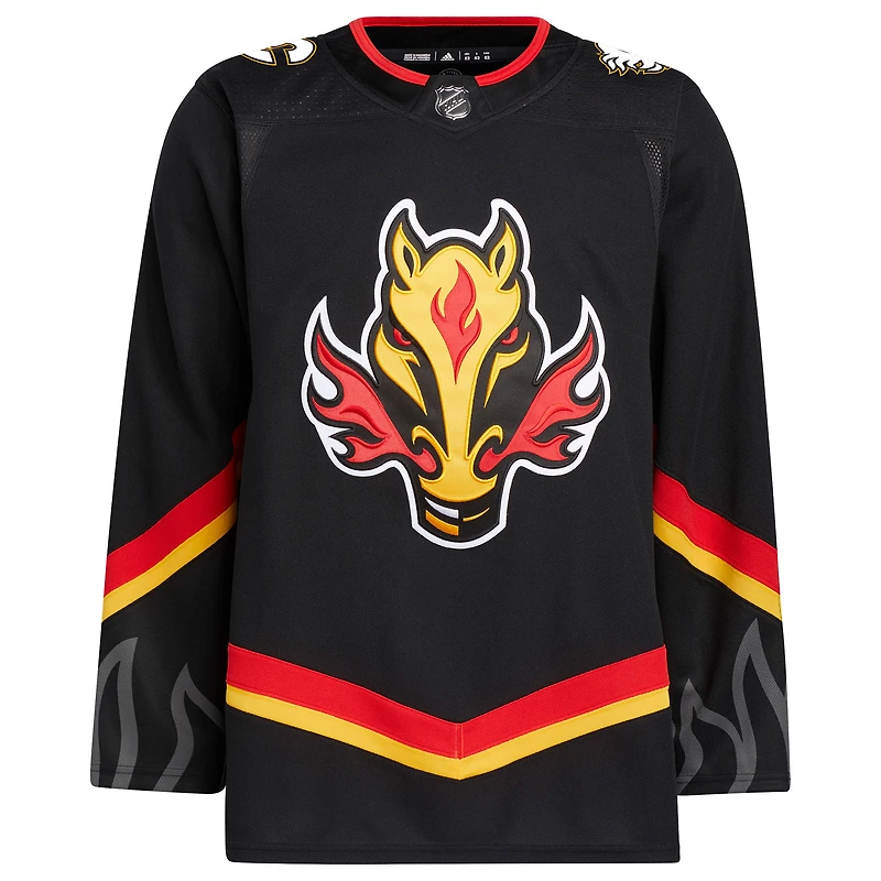 Adidas noir Calgary Flames Alternate pour hommes - Maillot authentique Primegreen