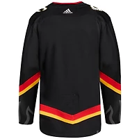 Adidas noir Calgary Flames Alternate pour hommes - Maillot authentique Primegreen