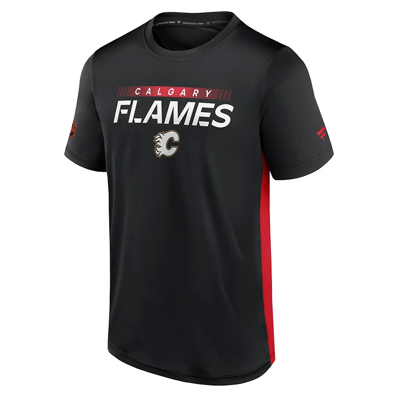 Fanatics pour hommes Calgary Flames Special Edition 2.0 - T-shirt authentique Pro Tech