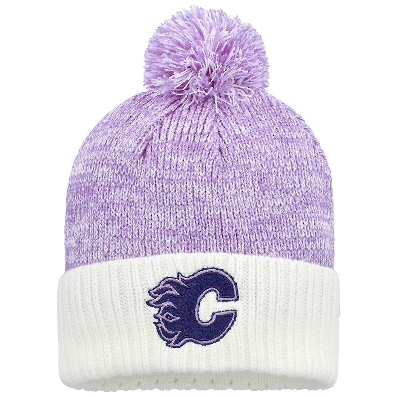 Bonnet en tricot à revers et pompon Fanatics pour homme, lavande/blanc, motif « Hockey Fights Cancer » des Flames de Calgary