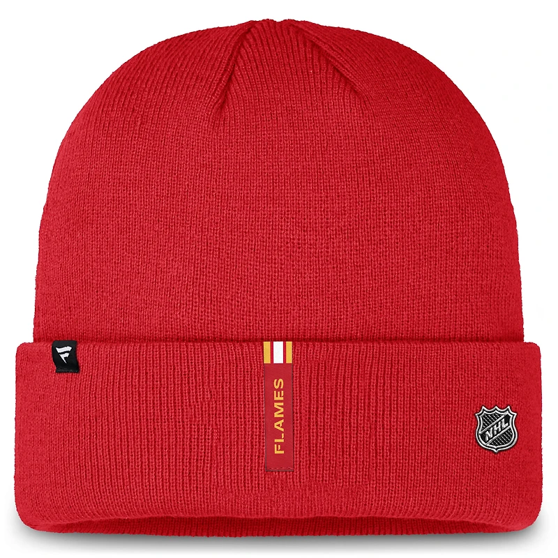 Casquette en tricot à revers authentique Pro Rink Prime des Flames de Calgary Fanatics pour hommes, rouge