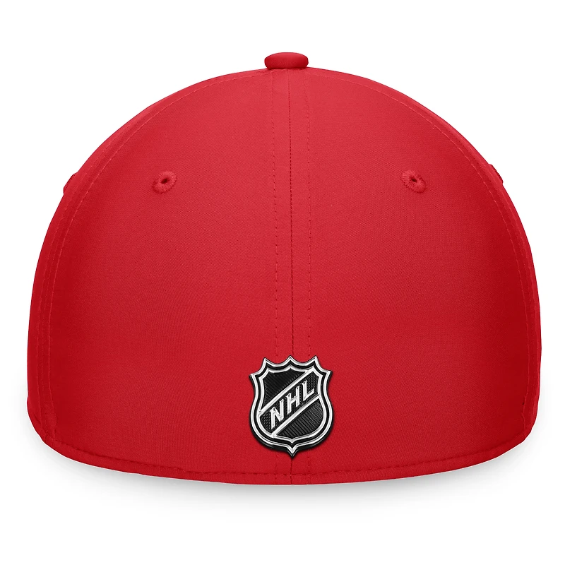 Casquette flexible rouge authentique du camp d'entraînement professionnel des Flames de Calgary Fanatics pour hommes