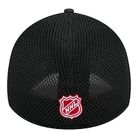 Men's New Era  Black Calgary Flames Logo 39THIRTY Flex Hat