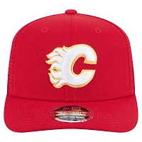 Casquette camionneur extensible à bouton-pression 9SEVENTY rouge des Flames de Calgary de New Era pour homme