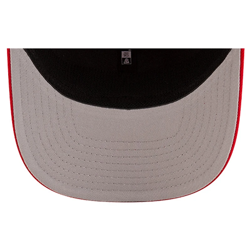 Men's New Era Red Calgary Flames Team Collection Basic 9SEVENTY Adjustable Hat