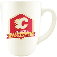 Le Sports Vault Calgary Flames 14 oz. Ensemble tasse et chaussettes rétro