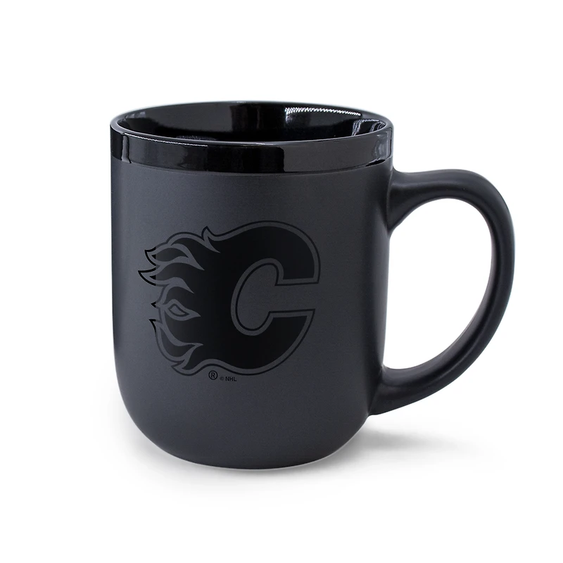 Tasse WinCraft Calgary Flames 48 cl en céramique noire ton sur ton