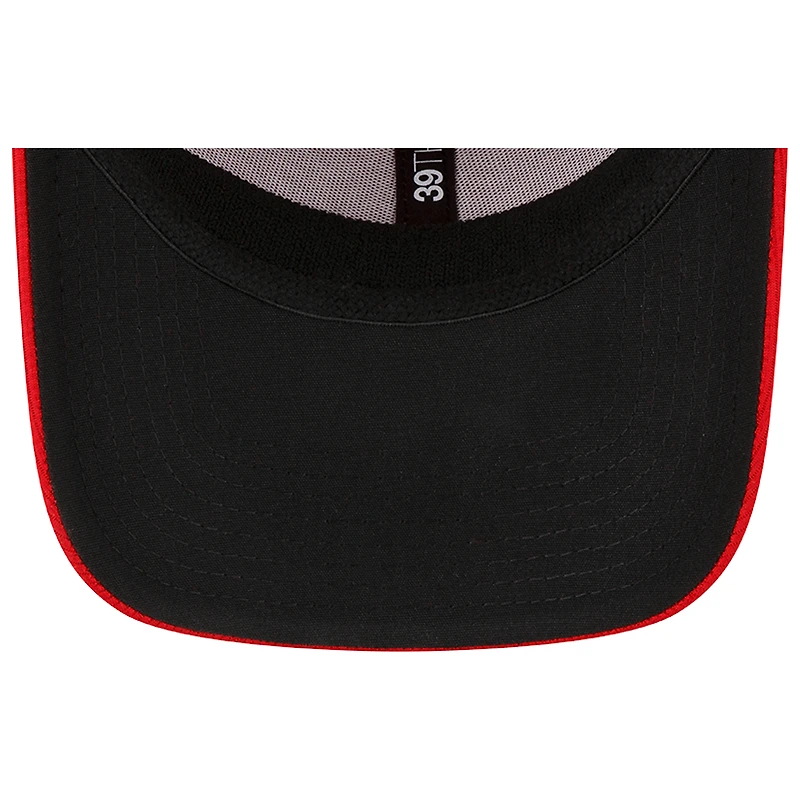 Casquette Flexline 39THIRTY Sideline des Stampeders de Calgary New Era rouge pour homme