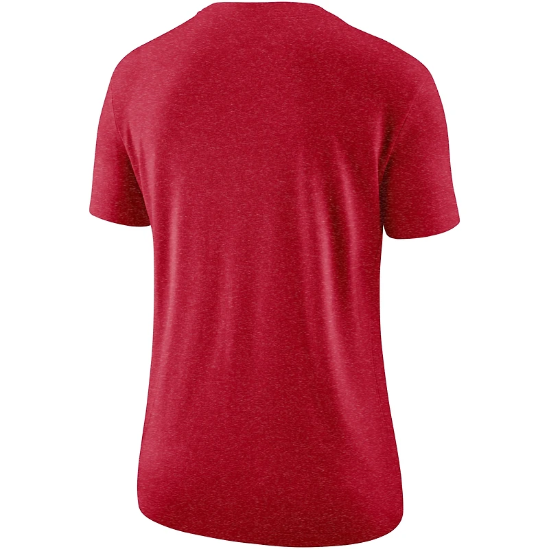 T-shirt universitaire Nike rouge Canada Soccer pour femme