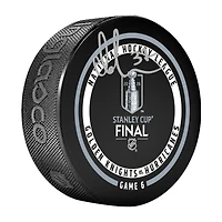 Rondelle de match officielle autographiée par Andrei Svechnikov, des Hurricanes de la Caroline, champions de la Coupe Stanley 2026