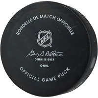 Rondelle de match officielle autographiée par Andrei Svechnikov des Hurricanes de la Caroline avec inscription « Caniacs »