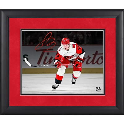Photo encadrée avec fac-similé de la signature de Jackson Blake, joueur des Hurricanes de la Caroline, format 11 x 14 pouces.