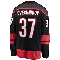 Maillot d'évasion à domicile Fanatics Andrei Svechnikov noir des Hurricanes de la Caroline pour hommes