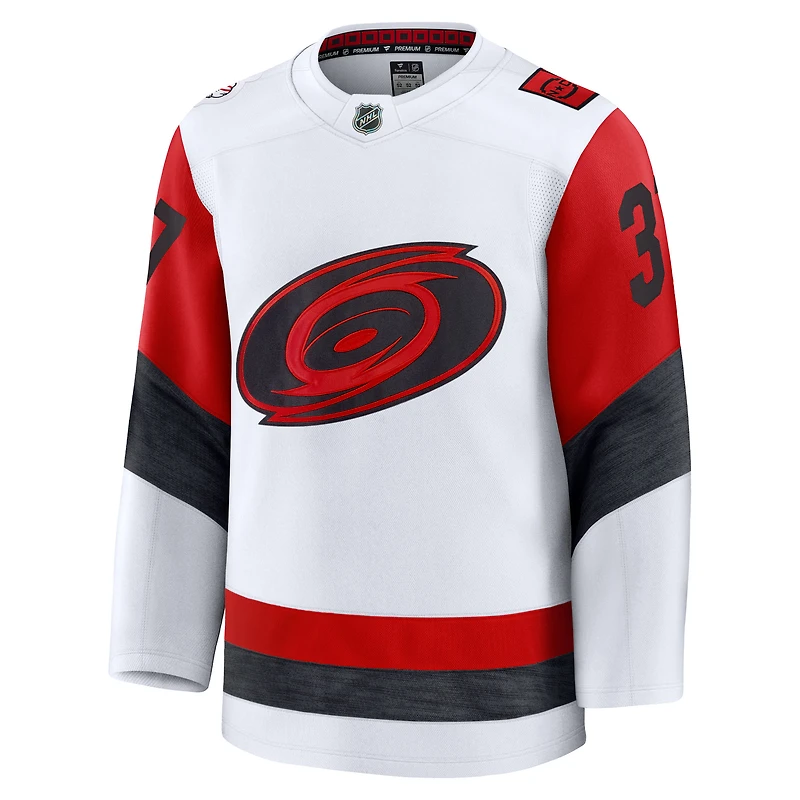 Maillot extérieur premium blanc des Hurricanes de la Caroline, Andrei Svechnikov, Fanatics pour hommes