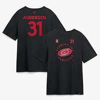 T-shirt authentique Fanatics Frederik Andersen noir des Hurricanes de la Caroline, champions Coupe Stanley 2026. Nom et numéro du joueur professionnel.