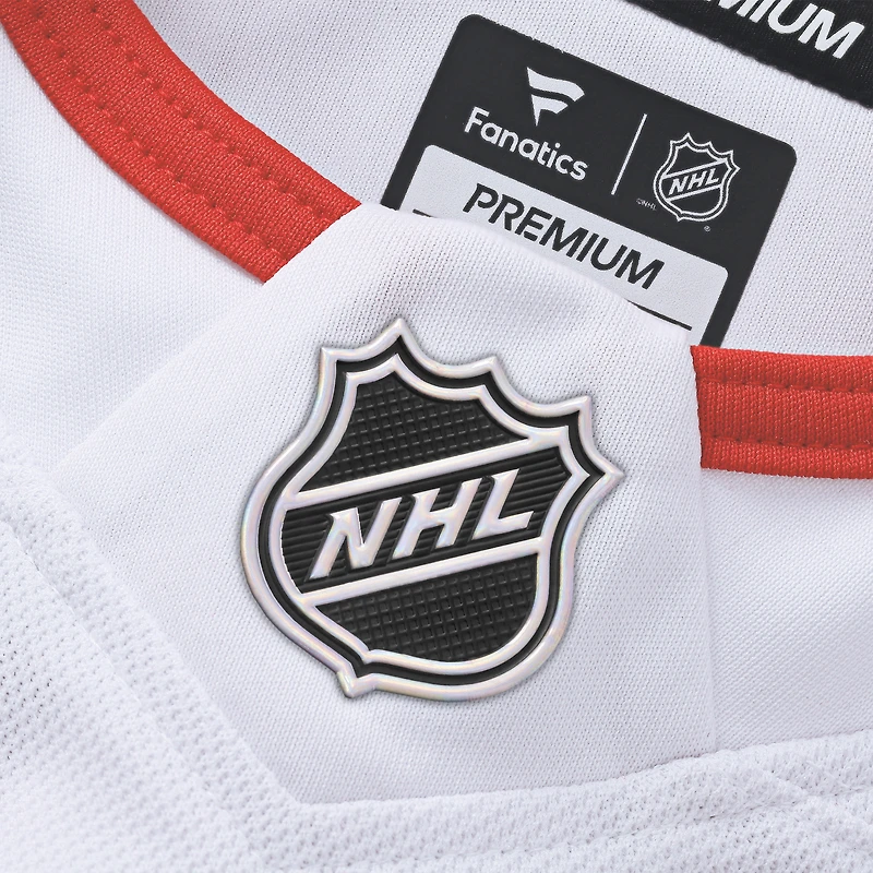 Maillot extérieur Premium blanc Carolina Hurricanes Fanatics Sebastian Aho pour homme