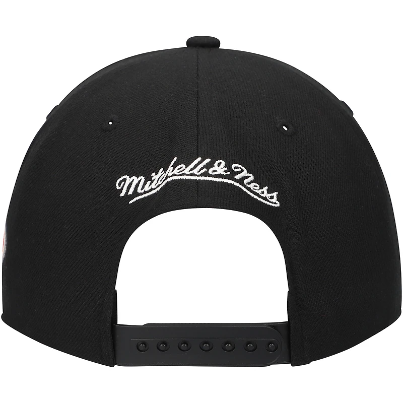 Casquette Snapback Core Team Script 2.0 noire des Hurricanes de la Caroline Mitchell & Ness pour hommes