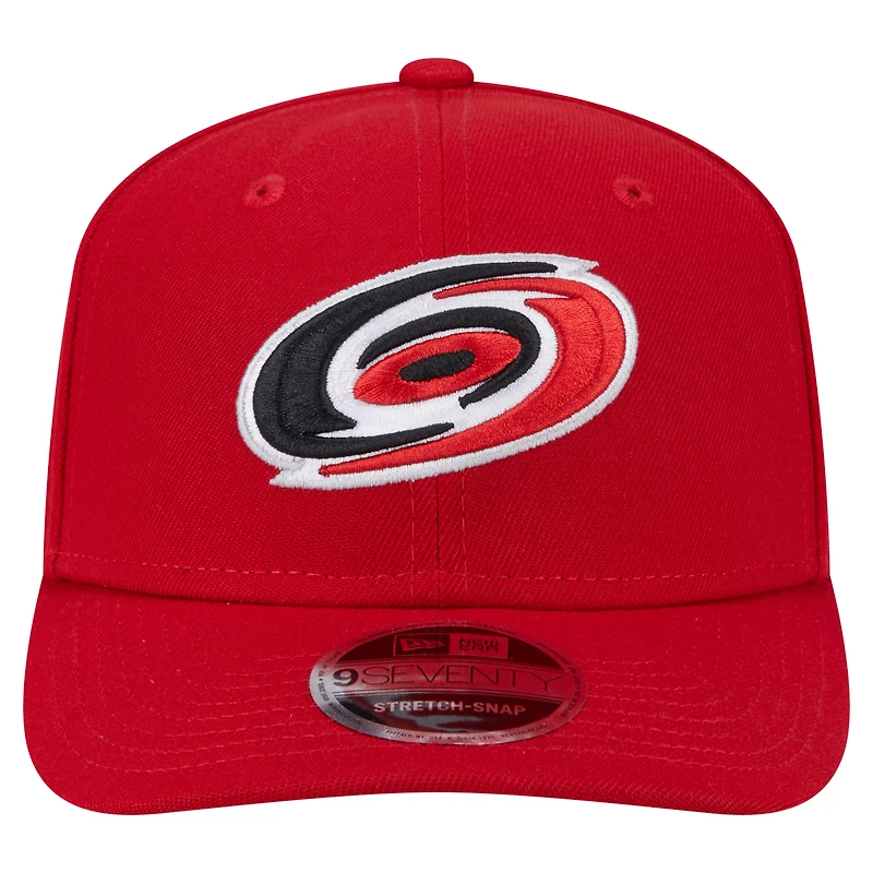 Casquette ajustable 9SEVENTY rouge New Era pour homme avec logo des Hurricanes de la Caroline