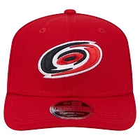 Casquette ajustable 9SEVENTY rouge New Era pour homme avec logo des Hurricanes de la Caroline