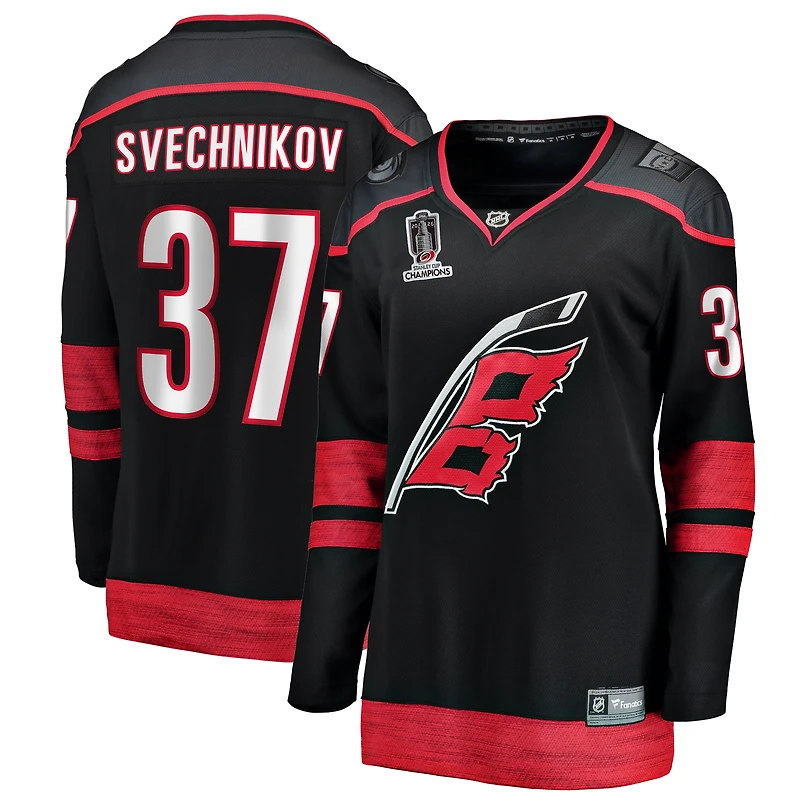 Maillot domicile noir des Hurricanes de la Caroline, champions Coupe Stanley 2026, modèle « Breakaway » Fanatics pour femmes, avec Andrei Svechnikov.