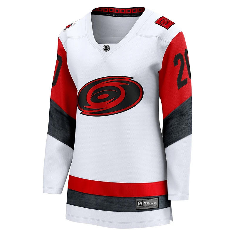 Maillot extérieur blanc Sebastian Aho des Hurricanes de la Caroline pour femmes Fanatics