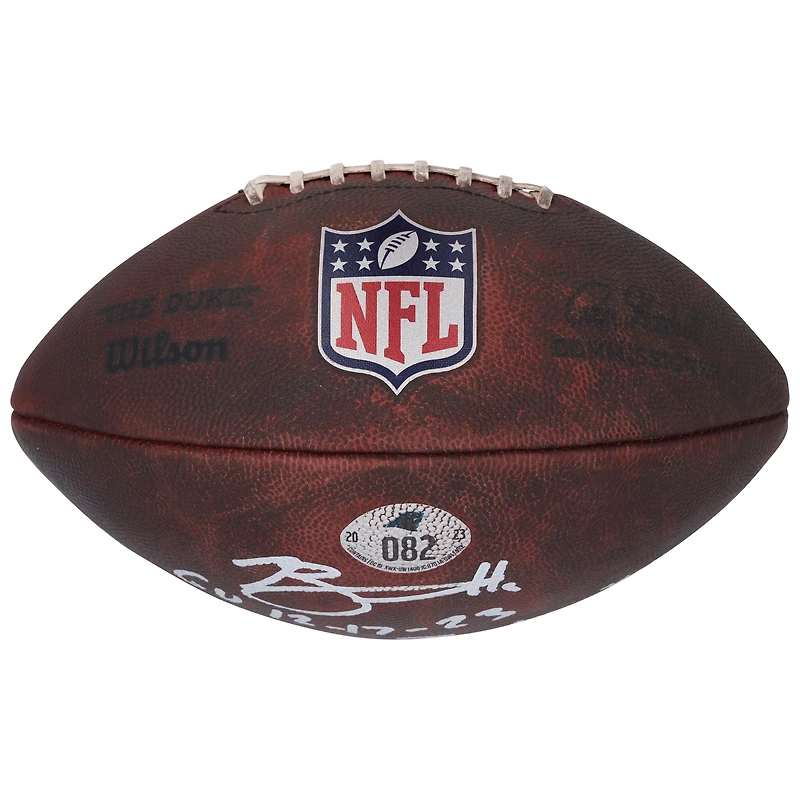 Ballon de football américain dédicacé par Bryce Young des Carolina Panthers lors du match contre les Atlanta Falcons le 17 décembre 2023, avec plusieurs inscriptions - n° 82