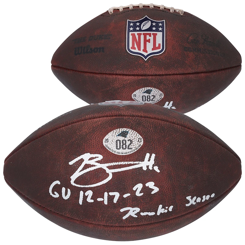 Ballon de football américain dédicacé par Bryce Young des Carolina Panthers lors du match contre les Atlanta Falcons le 17 décembre 2023, avec plusieurs inscriptions - n° 82