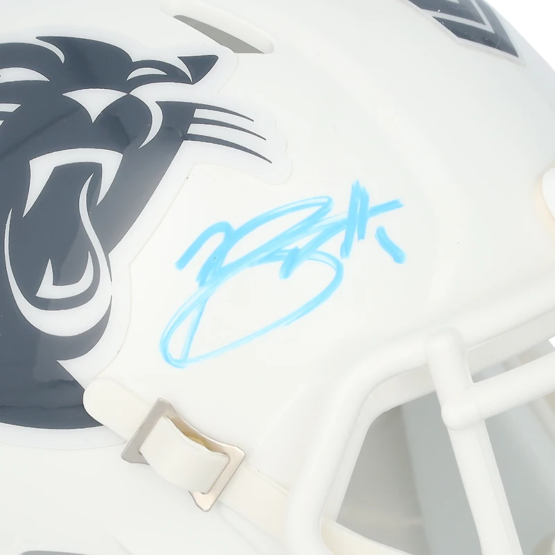 Casque Riddell Speed ​​Mini 2024 Salute To Service, autographié par Bryce Young des Panthers de la Caroline